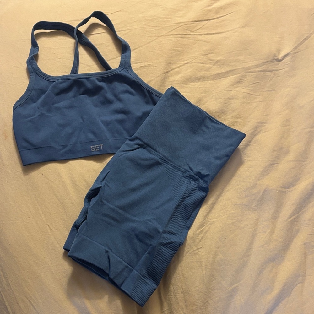SET Active Blue Sports Bra and Shorts Set